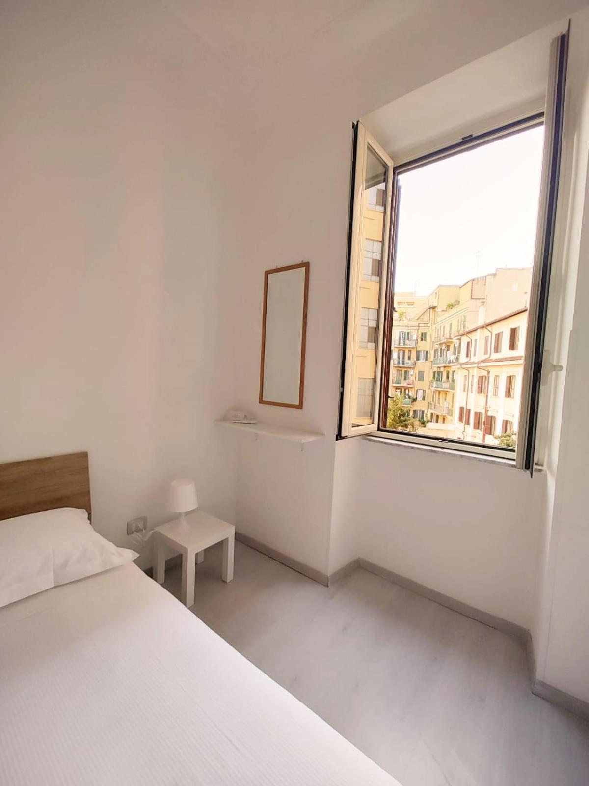 Vivirome - 2 Bedrooms Apartment - San Giovanni Экстерьер фото